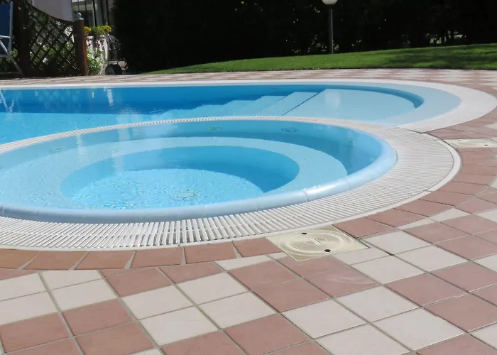 Al Cacciatore Hotell