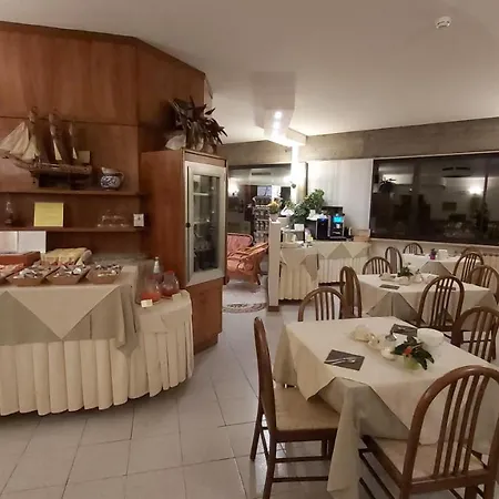 Al Cacciatore Ξενοδοχείο 3*