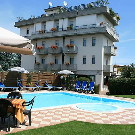 فندق Al Cacciatore 3*